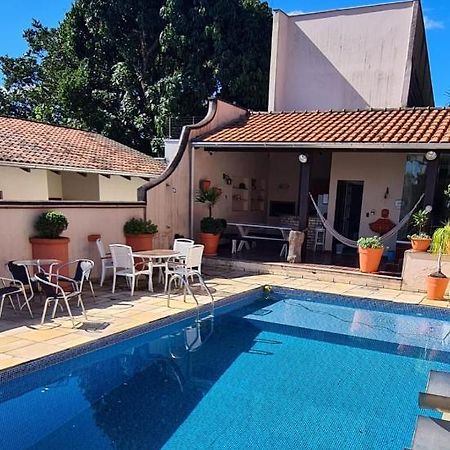 Hostel Oktoberfest Casa Laranja บลูเมเนา ภายนอก รูปภาพ