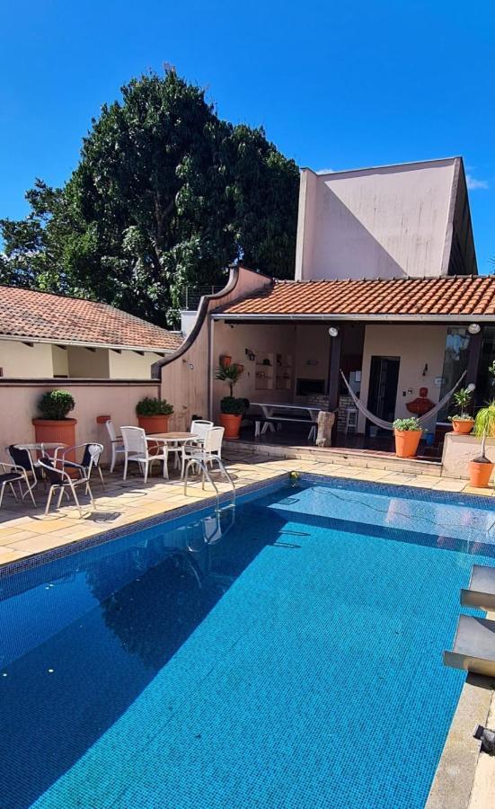 Hostel Oktoberfest Casa Laranja บลูเมเนา ภายนอก รูปภาพ