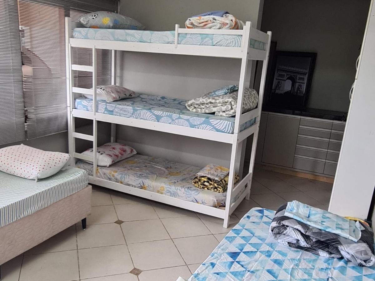 Hostel Oktoberfest Casa Laranja บลูเมเนา ภายนอก รูปภาพ